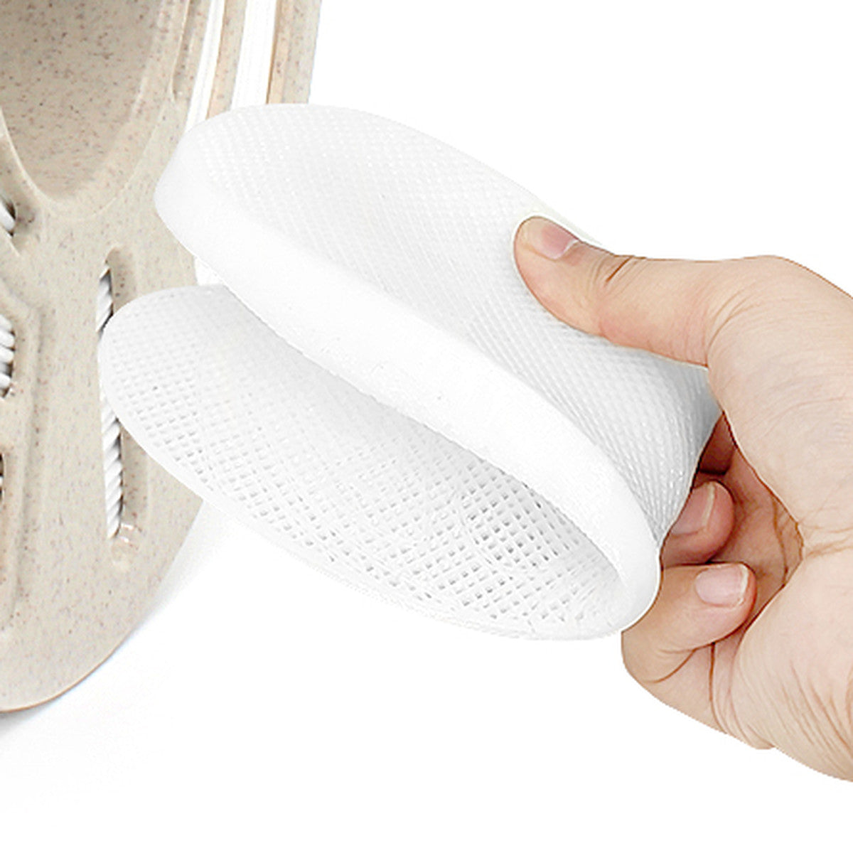 RepRapper Tech TPU 95A White flexible print bent in hand