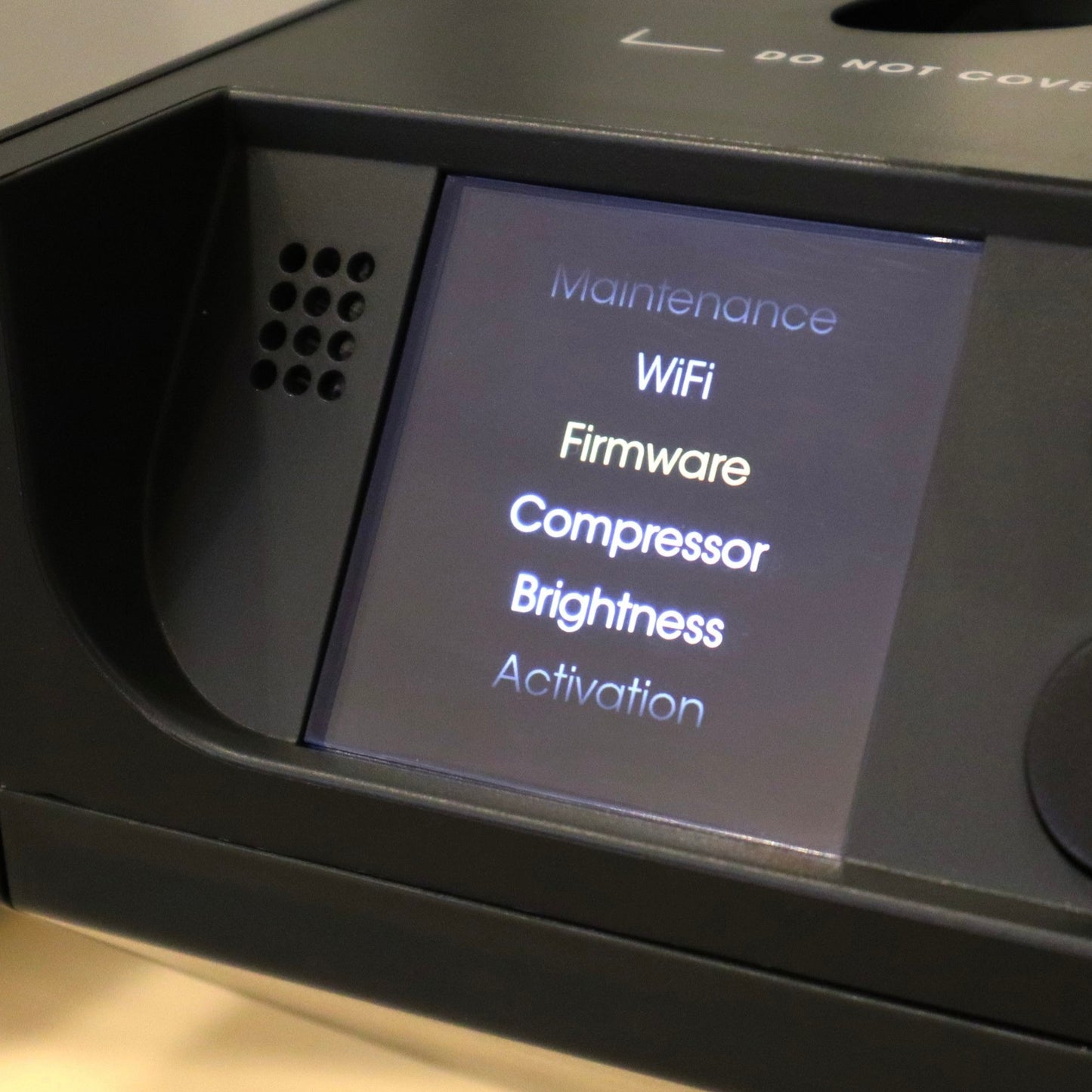 Mayku FormBox • The Ultimate Desktop Vacuum Former for Fast Prototyping