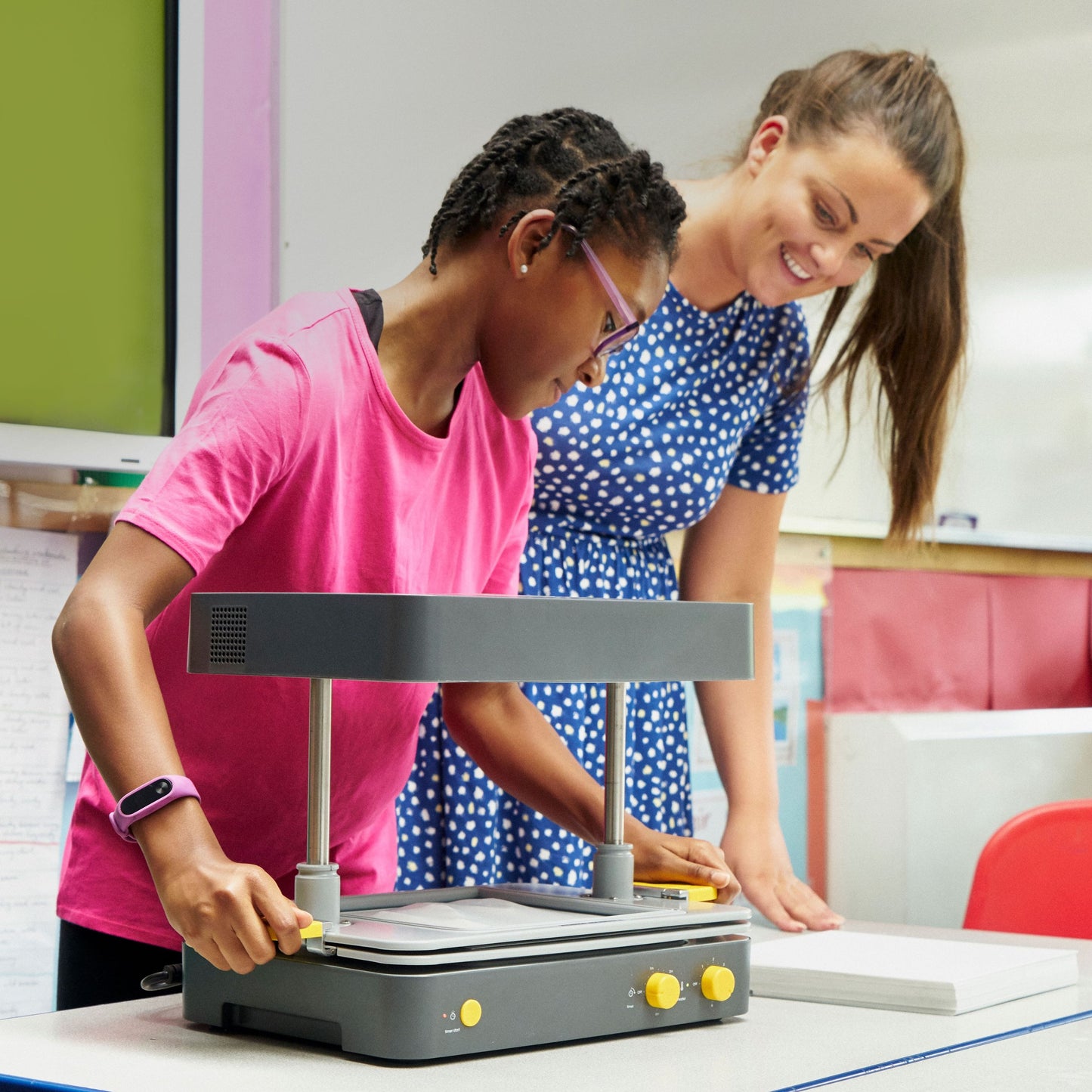 Mayku FormBox • The Ultimate Desktop Vacuum Former for Fast Prototyping