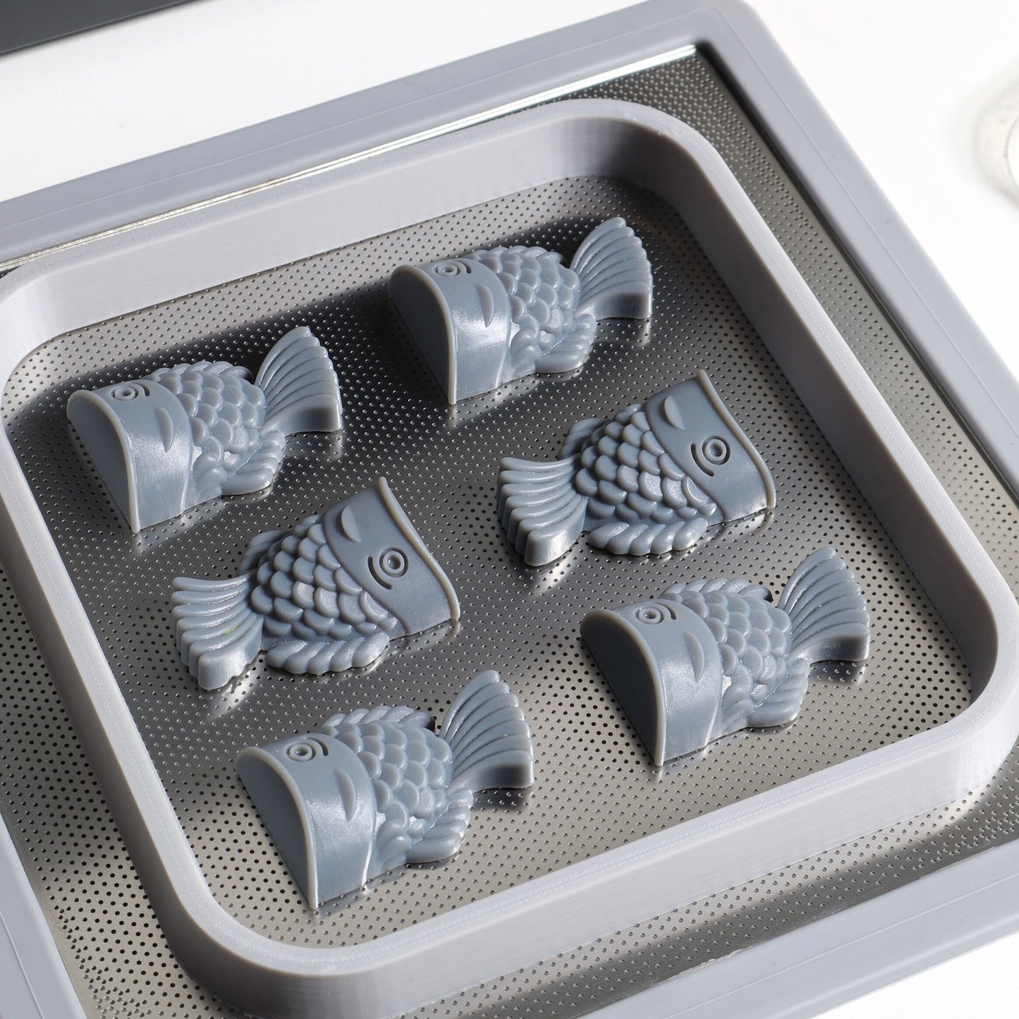 Mayku FormBox • The Ultimate Desktop Vacuum Former for Fast Prototyping
